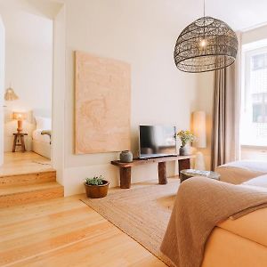 Deluxe Kamer met een Slaapkamer en een Queen Size Bed